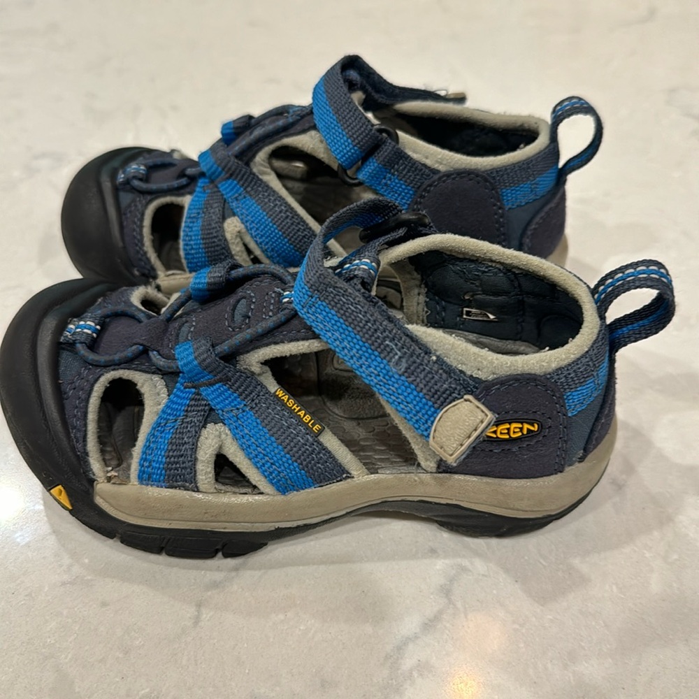 Keen Newport H2 Sandals Washable Waterproof Size 10C